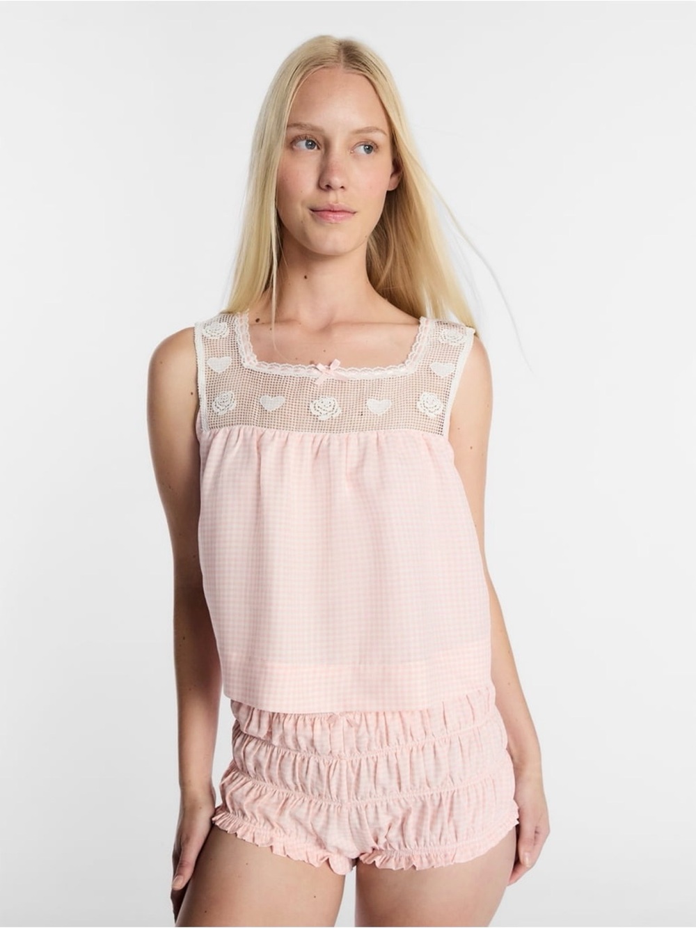 Lee pink and white pajama set size medium